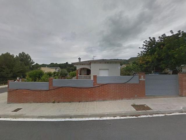 Chalet en venta en calle CL Jupiter, Vendrell, El, de 84 m² 3 habitaciones por 130.500