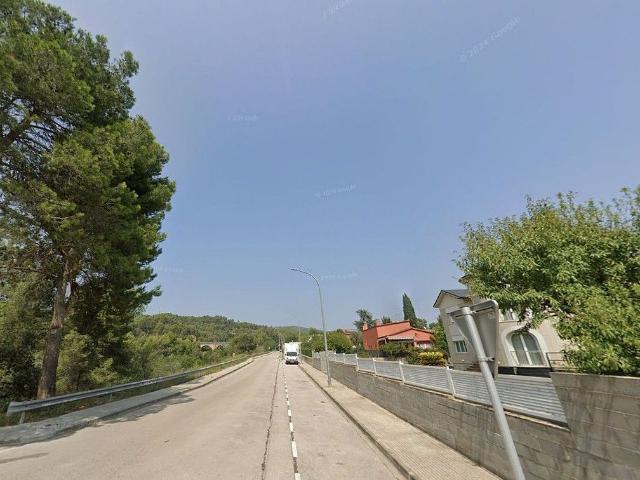 Chalet en venta en calle CL Vinya, Viladecavalls, de 155 m² 4 habitaciones por 140.000