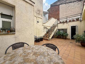 Chalet en venta en calle CL Papa Pius XI del, Sabadell, de 263 m² 4 habitaciones por 495.000