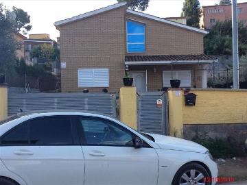Chalet en venta en calle CL Ter del, Vacarisses, de 179 m² 4 habitaciones por 229.500