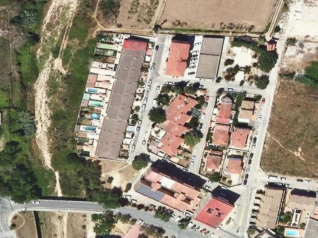 Chalet en venta en calle Clavell, Vendrell, El, de 99 m² 3 habitaciones por 129.000