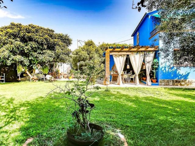 Chalet en venta en calle Ametllers, Banyeres del Penedès, de 120 m² 3 habitaciones por 350.000