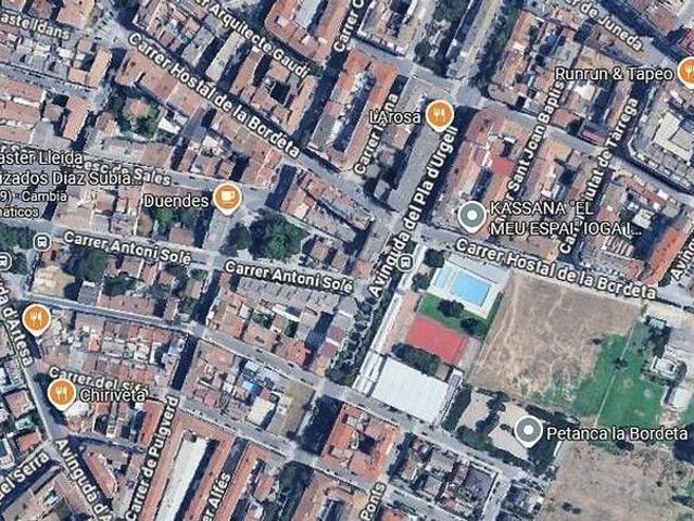 Chalet en venta en calle Antoni Solé, Lleida, de 180 m² 3 habitaciones por 175.000