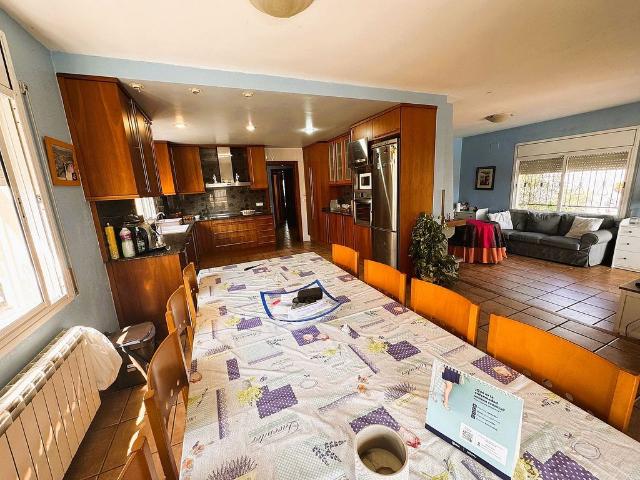 Chalet en venta en calle Adria Gual Ms Blanca, Vendrell, El, de 250 m² 7 habitaciones por 530.000