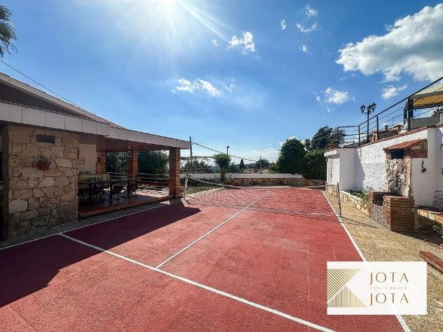 Chalet en venta en calle Aiguablava, Lloret de Mar, de 77 m² 3 habitaciones por 390.000