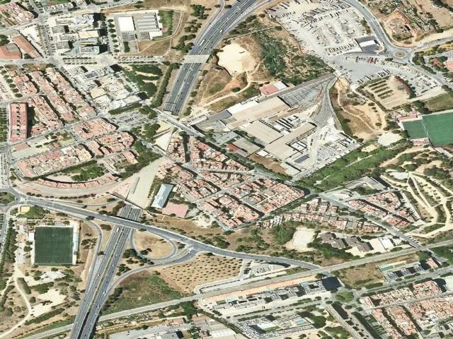 Chalet en venta en calle Alt, Hospitalet de Llobregat, L´, de 134 m² 3 habitaciones por 500.000