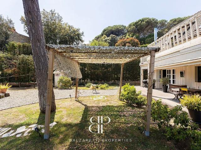 Chalet en venta en calle Alba de Liste, Vallromanes, de 237 m² 3 habitaciones por 695.000