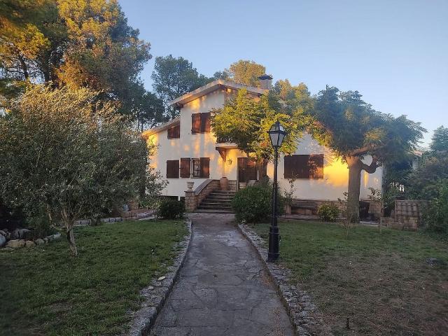 Chalet en venta en calle, Alpicat, de 400 m² 8 habitaciones por 480.000