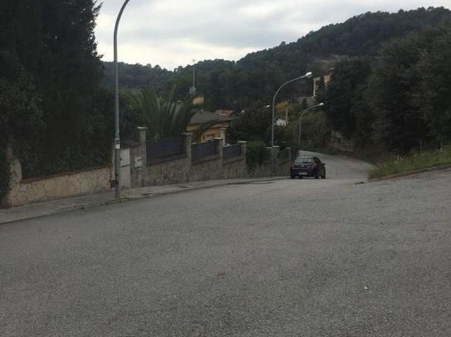 Chalet en venta en calle Baixada de la Font, Sant Llorenç Savall, de 200 m² 4 habitaciones por 220.000