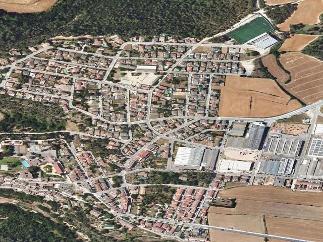 Chalet en venta en calle Barcelona, Torre de Claramunt, La, de 233 m² 3 habitaciones por 361.565