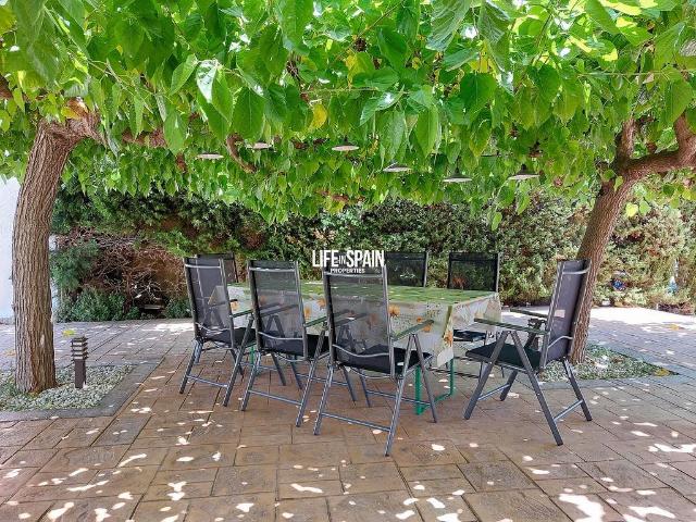 Chalet en venta en calle Bargalló, Ampolla, l´, de 189 m² 5 habitaciones por 349.900