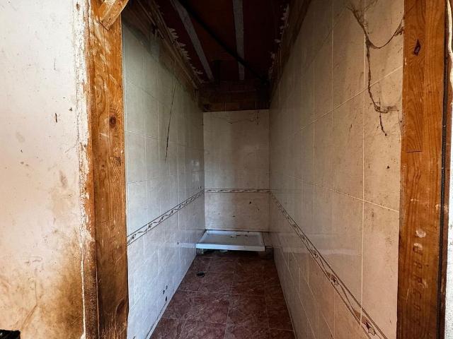 Chalet en venta en calle Beethoven, Canyelles, de 120 m² 4 habitaciones por 180.000
