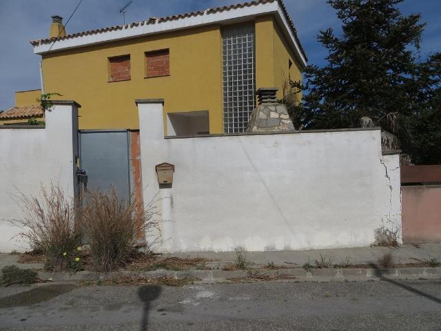 Chalet en venta en calle Blanes, Cabrera d´Igualada, de 83 m² 2 habitaciones por 77.000