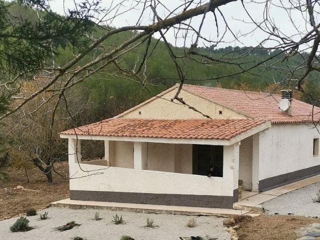 Chalet en venta en calle Bv, Torrelles de Foix, de 167 m² 4 habitaciones por 289.500
