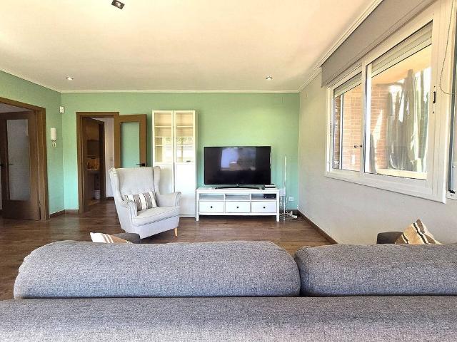 Chalet en venta en calle Garrotxa, Pallaresos, Els, de 145 m² 4 habitaciones por 395.000