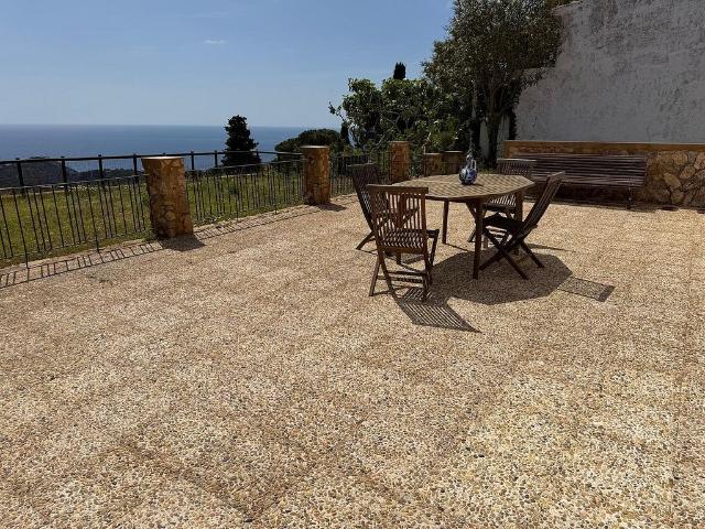 Chalet en venta en calle Gèminis, Tossa de Mar, de 75 m² 2 habitaciones por 600.000