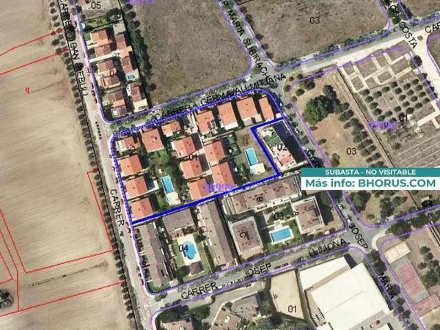 Chalet en venta en calle Germà Vallmitjana, Cambrils, de 269 m² 4 habitaciones por 218.000