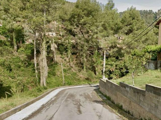 Chalet en venta en calle Gregal, Vallirana, de 196 m² 4 habitaciones por 195.000
