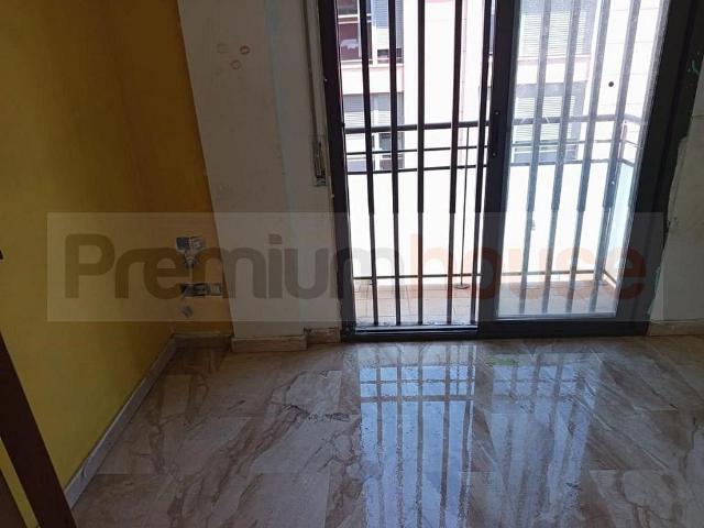 Chalet en venta en calle D'anselm Clavé, Sant Boi de Llobregat, de 100 m² 2 habitaciones por 249.000