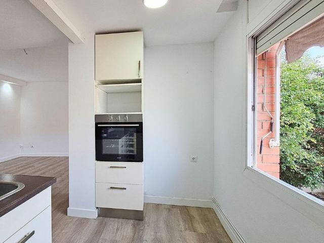 Chalet en venta en calle De Balmes, Sant Just Desvern, de 220 m² 5 habitaciones por 770.000