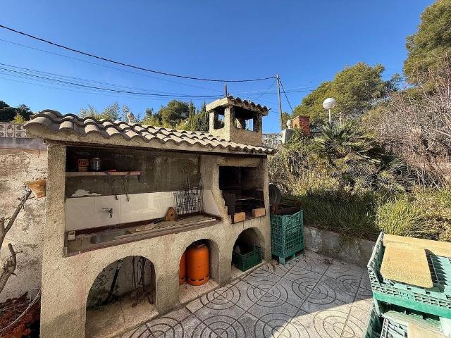 Chalet en venta en calle De Banyeres, Cubelles, de 270 m² 6 habitaciones por 399.000