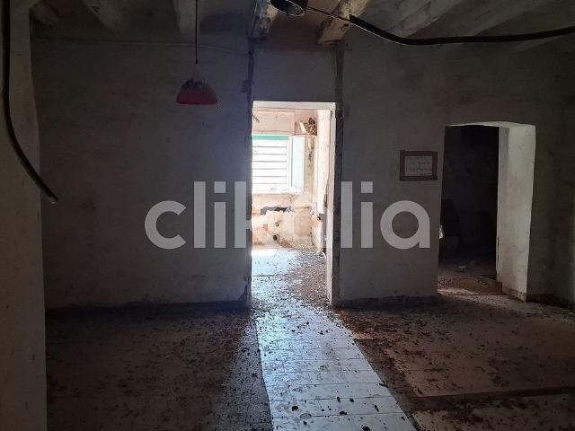 Chalet en venta en calle De Dalt, Torre de Claramunt, La, de 450 m² 1 habitación por 79.000