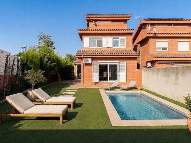 Chalet en venta en calle De Josep Ribera i Sans, Reus, de 166 m² 4 habitaciones por 365.000