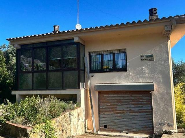 Chalet en venta en calle De la Barrera Als Àngels, Quart, de 180 m² 3 habitaciones por 325.000