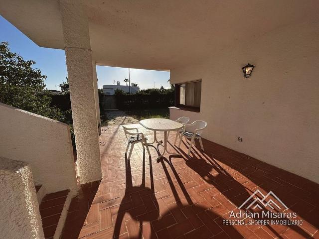 Chalet en venta en calle De la Fotja, Deltebre, de 99 m² 3 habitaciones por 316.000