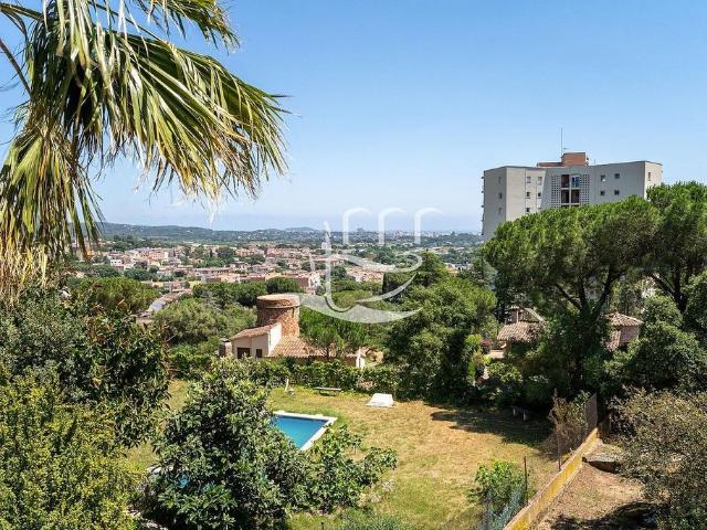 Chalet en venta en calle De la Selva, Calonge, de 190 m² 3 habitaciones por 545.000