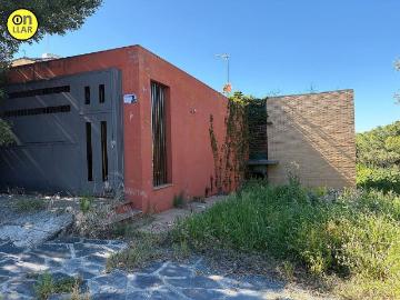 Chalet en venta en calle De la Tórtora, Lliçà d´Amunt, de 174 m² 5 habitaciones por 420.000