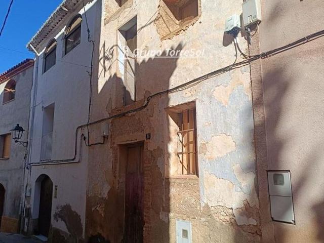 Chalet en venta en calle De la Vall, Masllorenç, de 194 m² 3 habitaciones por 57.000