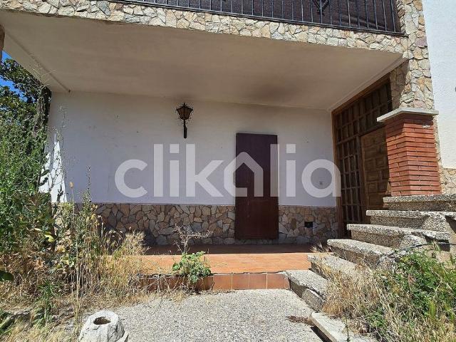 Chalet en venta en calle De L'anoia, Sils, de 254 m² 6 habitaciones por 249.000
