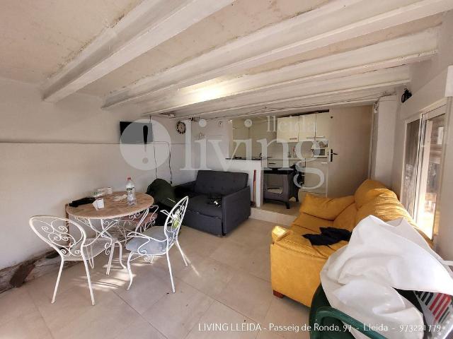 Chalet en venta en calle De Les Sogues, Vilanova de la Barca, de 133 m² 1 habitación por 75.000