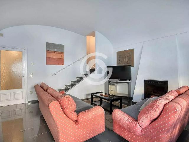 Chalet en venta en calle De L'estrella, Palafrugell, de 188 m² 4 habitaciones por 438.000