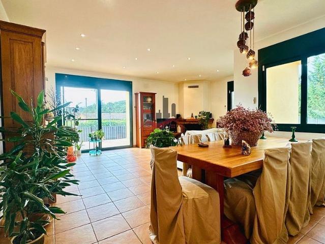 Chalet en venta en calle De Lladó, Cistella, de 156 m² 4 habitaciones por 540.000