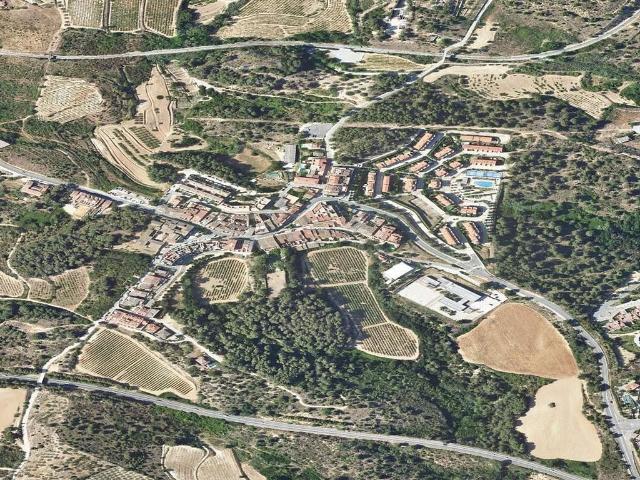 Chalet en venta en calle De Mossen Cinto Verdaguer, Sant Llorenç d´Hortons, de 104 m² 4 habitaciones por 116.000