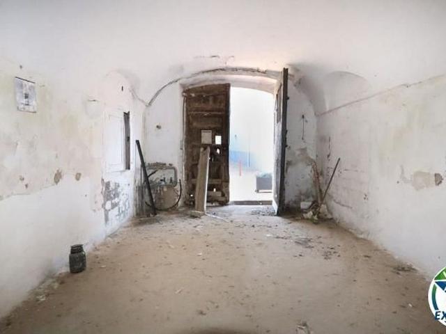 Chalet en venta en calle De Sant Antoni, Santa Llogaia d´Àlguema, de 350 m² 7 habitaciones por 228.000