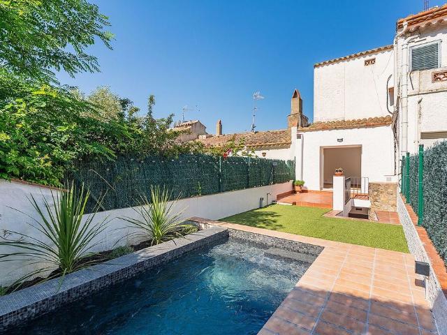 Chalet en venta en calle De Sant Gaietà, Begur, de 99 m² 2 habitaciones por 690.000