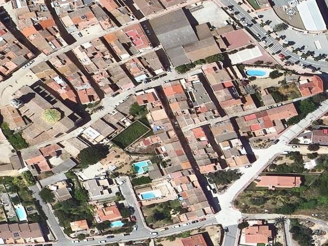 Chalet en venta en calle De Sant Joan, Catllar, el, de 153 m² 4 habitaciones por 65.000