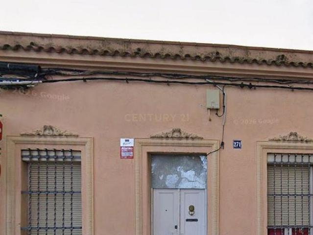 Chalet en venta en calle De Sant Sebastià, Sabadell, de 148 m² 3 habitaciones por 211.500