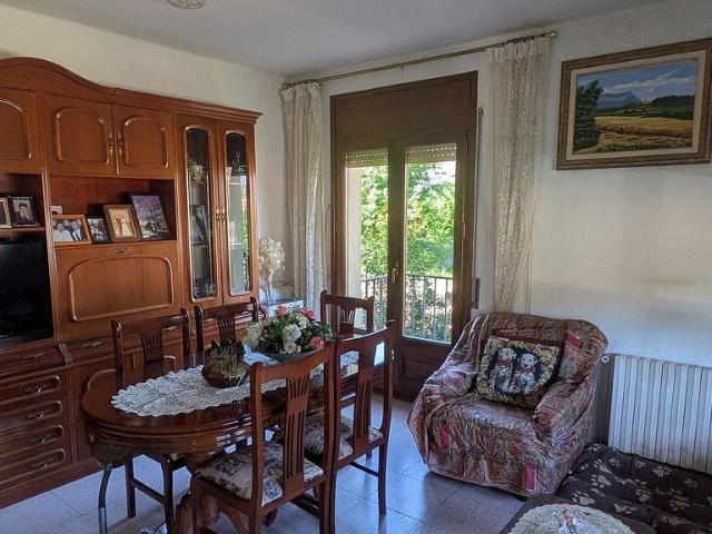 Chalet en venta en calle De Puigdalí, Amer, de 210 m² 3 habitaciones por 260.000