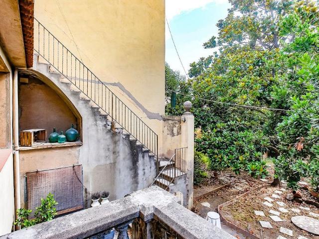Chalet en venta en calle De Rafael Casanova, Sant Vicenç dels Horts, de 155 m² 2 habitaciones por 385.000