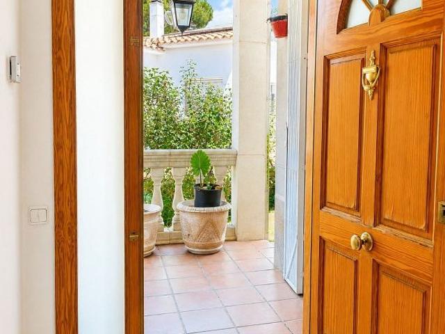 Chalet en venta en calle Del Mas Boada, Caldes de Malavella, de 160 m² 4 habitaciones por 349.000