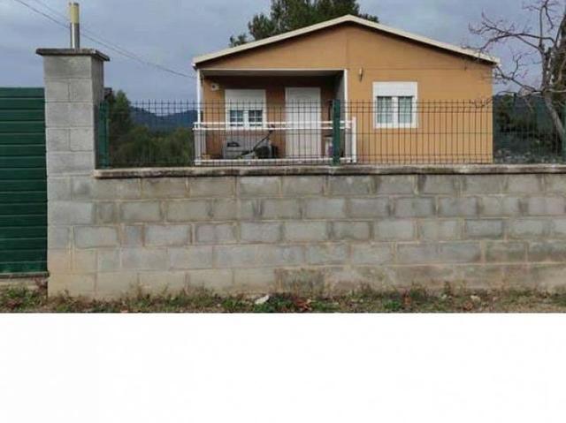 Chalet en venta en calle Del Mas Enric, Castellbell i el Vilar, de 156 m² 3 habitaciones por 75.600