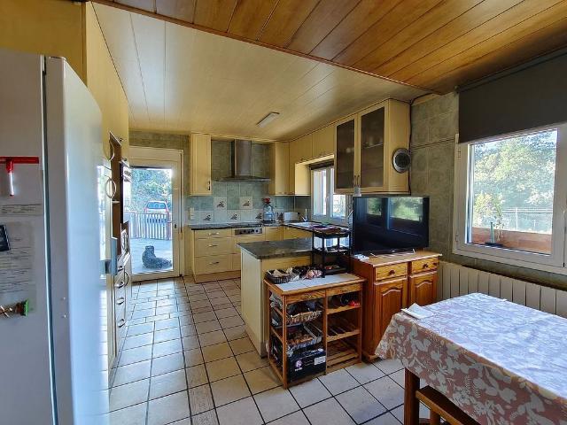 Chalet en venta en calle Del Mig, Sant Aniol de Finestres, de 100 m² 3 habitaciones por 320.000