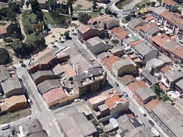 Chalet en venta en calle Del Bisbe Perelló, Sant Vicenç de Castellet, de 146 m² 3 habitaciones por 105.000
