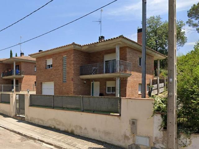 Chalet en venta en calle Del Coiot, Sils, de 247 m² 4 habitaciones por 225.000