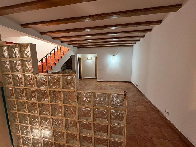 Chalet en venta en calle Del Doctor Trueta, Badalona, de 118 m² 3 habitaciones por 319.000