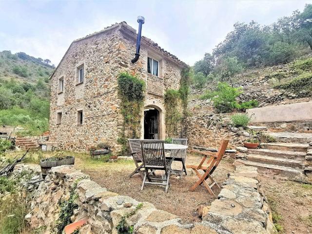 Chalet en venta en calle Del Fluvià, Porrera, de 90 m² 2 habitaciones por 250.000